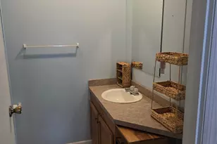 8 Greenrose Dr, Marlboro, NY 12542 - Photo 12