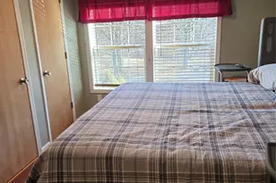 8 Greenrose Dr, Marlboro, NY 12542 - Photo 14