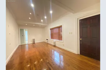 84-80 161 Street #1, Jamaica, NY 11432 - Photo 4