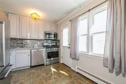 92 Cardinal Lane #92, Islip, NY 11751 - Photo 6