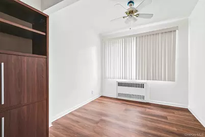 85-86 263 Street, Floral Park, NY 11001 - Photo 8