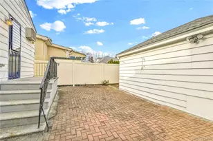 85-86 263 St, Floral Park, NY 11001 - Photo 24