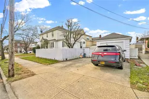 85-86 263 St, Floral Park, NY 11001 - Photo 4