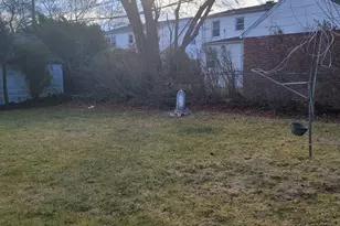 73 Schumacher Dr, New Hyde Park, NY 11040 - Photo 6