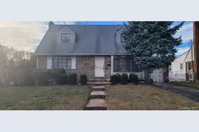 73 Schumacher Drive, New Hyde Park, NY 11040 - Photo 1