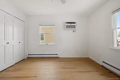 19 Windy Knolls #Right Side, Greenwich, CT 06831 - Photo 10