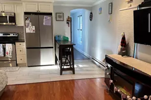 10 Elm Ave, Bay Shore, NY 11706 - Photo 4