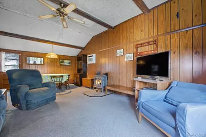 25 Lois Lane, Farmingdale, NY 11735 - Photo 14