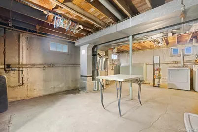 25 Lois Lane, Farmingdale, NY 11735 - Photo 24