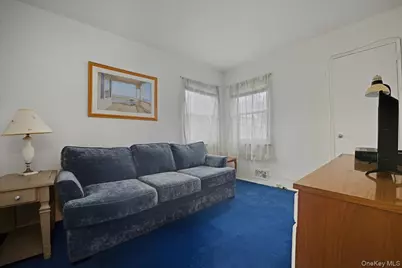 25 Lois Lane, Farmingdale, NY 11735 - Photo 16