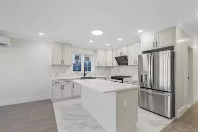 146-18 Laburnum Avenue, Flushing, NY 11355 - Photo 6