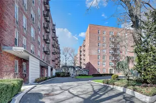 54-44 Little Neck Parkway Pkwy, Little Neck, NY 11362 - Photo 6