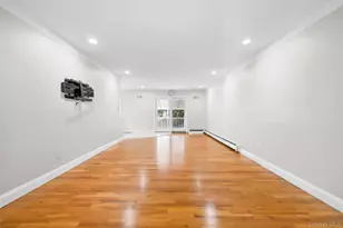 977 Woodcliff Dr, Franklin Square, NY 11010 - Photo 20