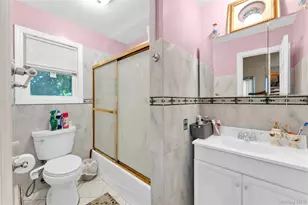 51 Atlantic Ave, Freeport, NY 11520 - Photo 38