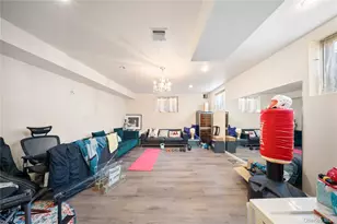 66-19 Commonwealth Blvd, Little Neck, NY 11362 - Photo 18