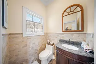 66-19 Commonwealth Blvd, Little Neck, NY 11362 - Photo 10