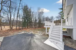 11 Appleblossom Ln, Hopewell Junction, NY 12533 - Photo 34