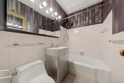 251 E 51st Street #15G, New York, NY 10022 - Photo 10