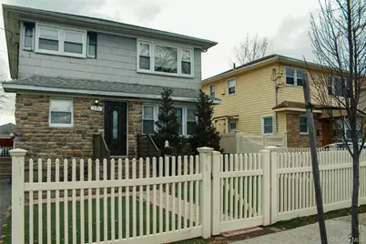 121 Nassau Boulevard, West Hempstead, NY 11552 - Photo 38