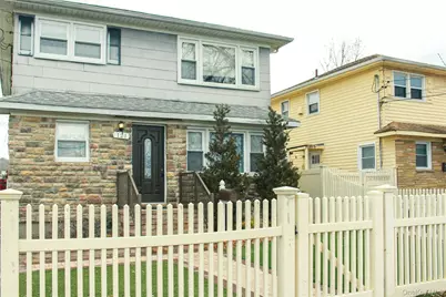 121 Nassau Boulevard, West Hempstead, NY 11552 - Photo 2