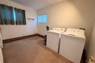 12 Elves Ln, Levittown, NY 11756 - Photo 14