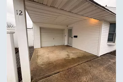 12 Elves Lane, Levittown, NY 11756 - Photo 2