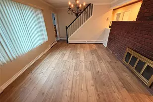 12 Elves Ln, Levittown, NY 11756 - Photo 6