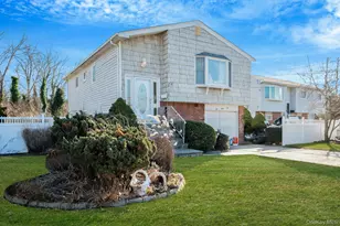 266 Kellum St, West Babylon, NY 11704 - Photo 2