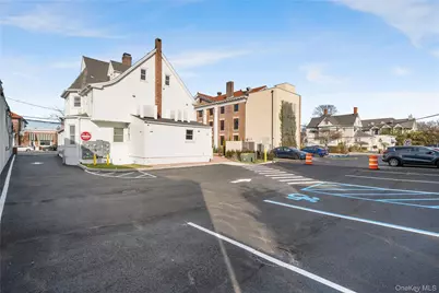 584 Main Street #5, Islip, NY 11751 - Photo 16