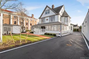584 Main St, Islip, NY 11751 - Photo 2