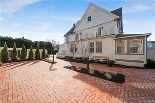 584 Main St, Islip, NY 11751 - Photo 12
