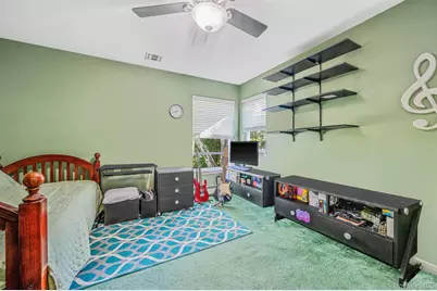 106 Springdale Drive, Ronkonkoma, NY 11779 - Photo 22