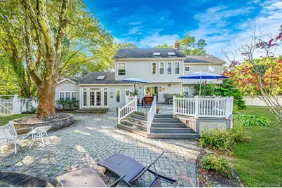 106 Springdale Drive, Ronkonkoma, NY 11779 - Photo 32