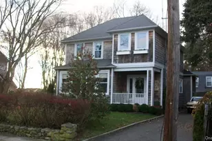 29 Ash St, Locust Valley, NY 11560 - Photo 2