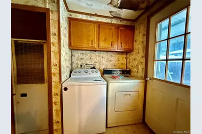 129 Brittany Terrace #129, Rock Tavern, NY 12575 - Photo 14