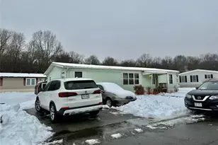 129 Brittany Terrace, Rock Tavern, NY 12575 - Photo 4