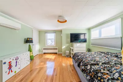94 Sheridan Boulevard, Mineola, NY 11501 - Photo 20