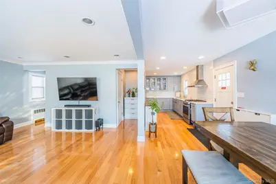 94 Sheridan Boulevard, Mineola, NY 11501 - Photo 6