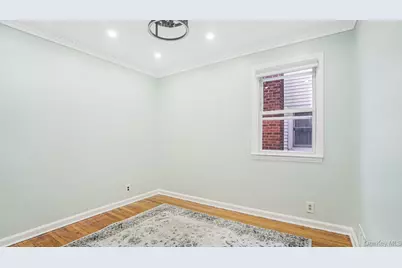 21 Linden Boulevard, Hicksville, NY 11801 - Photo 12