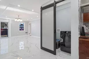 21 Linden Blvd, Hicksville, NY 11801 - Photo 8