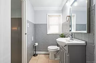 111 S Plaisted Ave, Hauppauge, NY 11788 - Photo 38