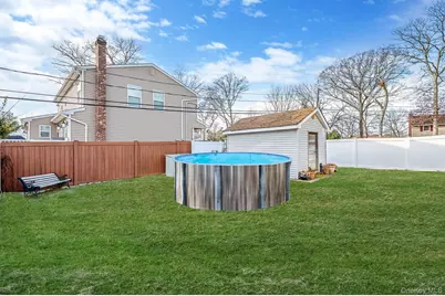 111 S Plaisted Avenue, Hauppauge, NY 11788 - Photo 8