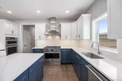 10 Harrier Ridge Drive, Wallkill, NY 12589 - Photo 6