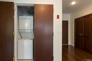 171 Great Neck Rd, Great Neck, NY 11021 - Photo 8