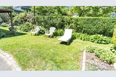 177 Franklin Avenue #2nd Fl, Sea Cliff, NY 11579 - Photo 18