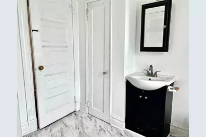 177 Franklin Avenue #2nd Fl, Sea Cliff, NY 11579 - Photo 14