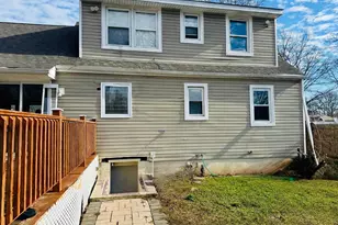 359 Wellwood Dr, Shirley, NY 11967 - Photo 2