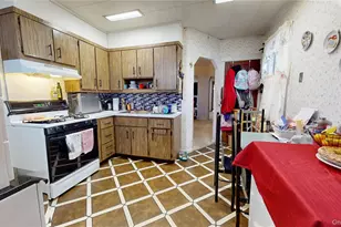 109-31 109th St, Ozone Park, NY 11420 - Photo 8