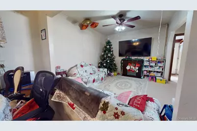 10931 109th Street, Ozone Park, NY 11420 - Photo 4