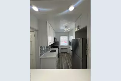 13138 234th Street #Lower, Rosedale, NY 11422 - Photo 10